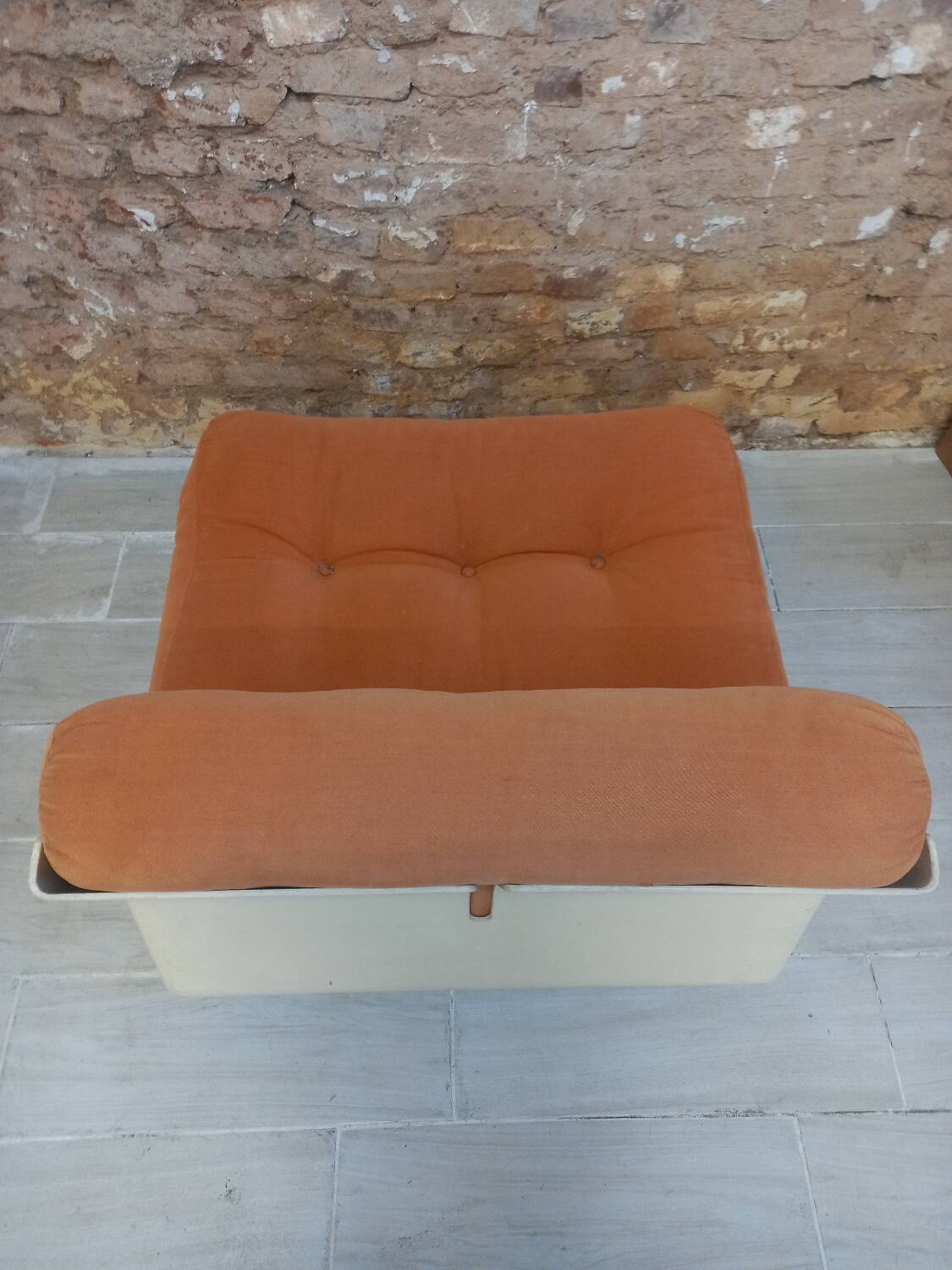 Armchair Amanta by Mario Bellini