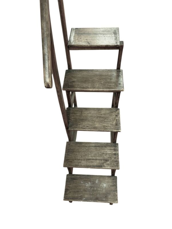 Escalier de bibliothèque