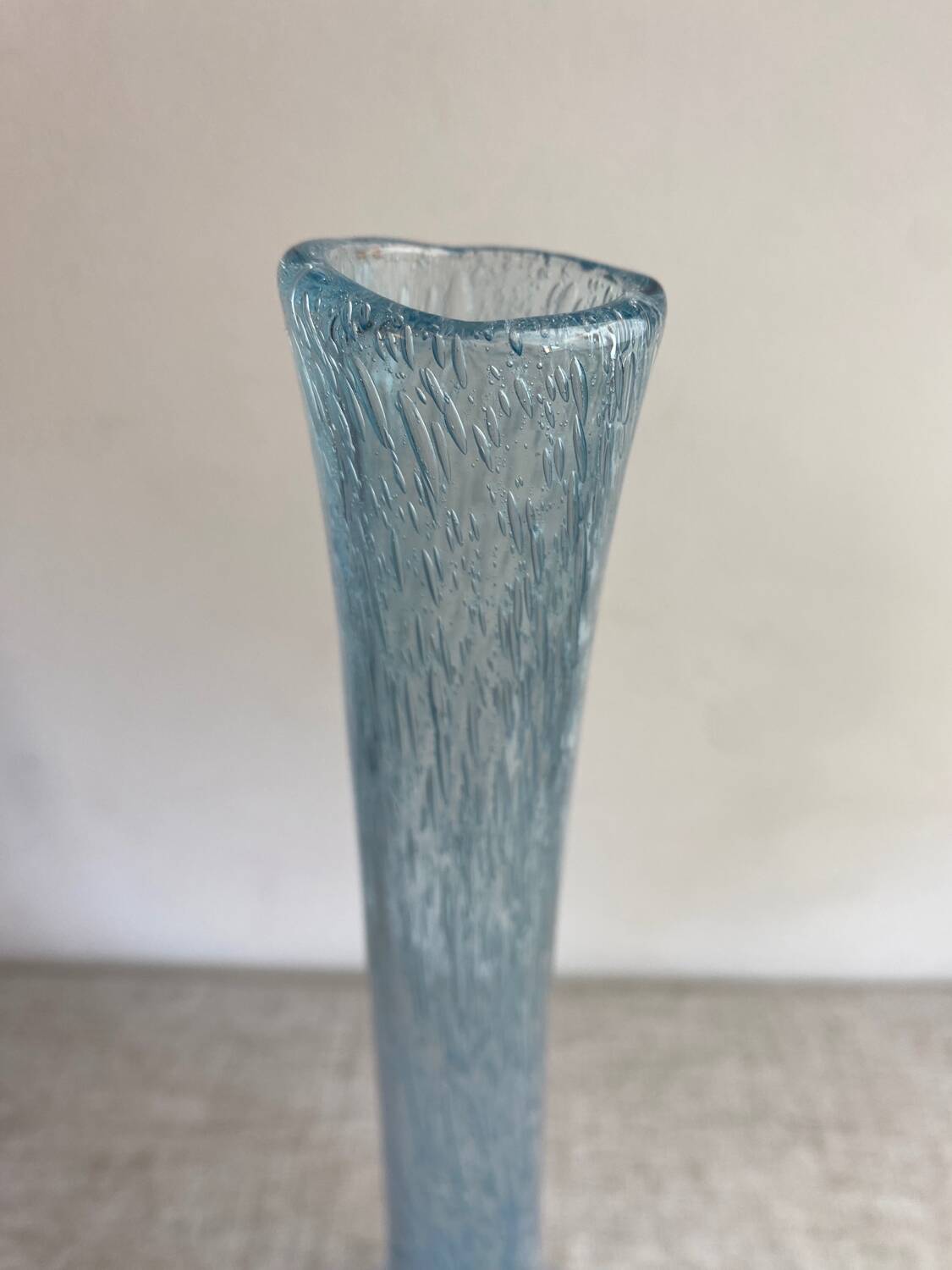 Biot bubble glass soliflore vase