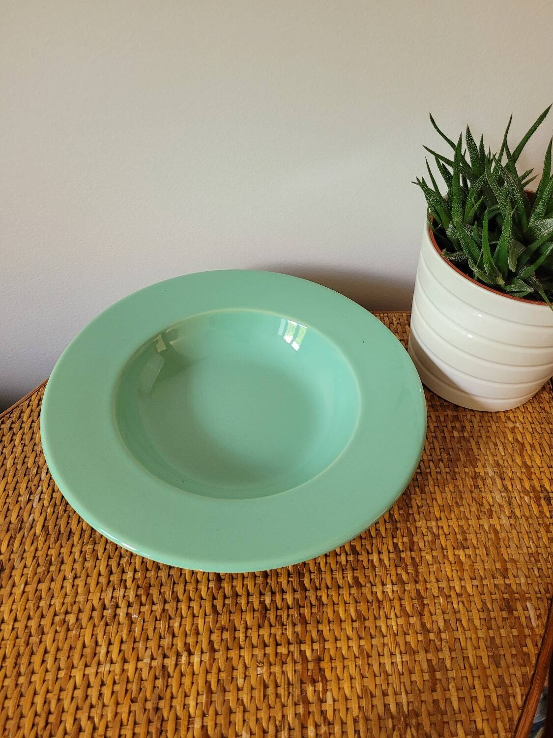 Green deep plate Moulin des Loups