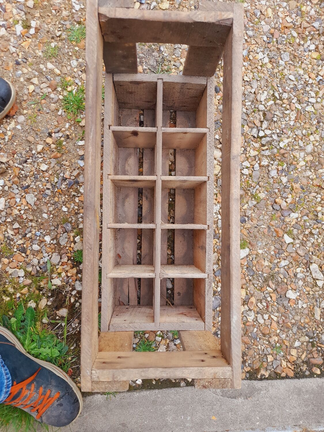 Wooden bottle rack