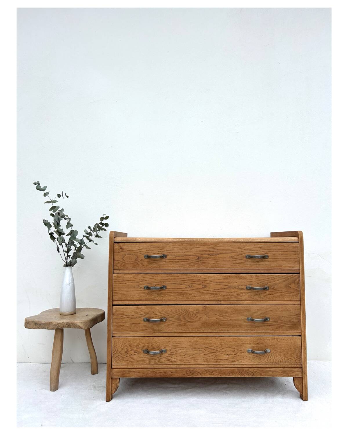 Commode vintage