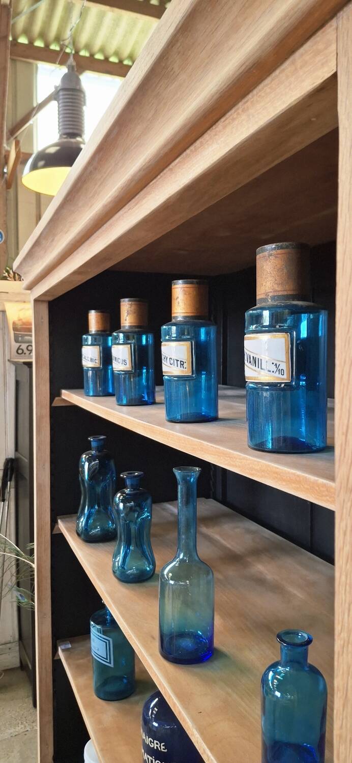 Grocery shop furniture