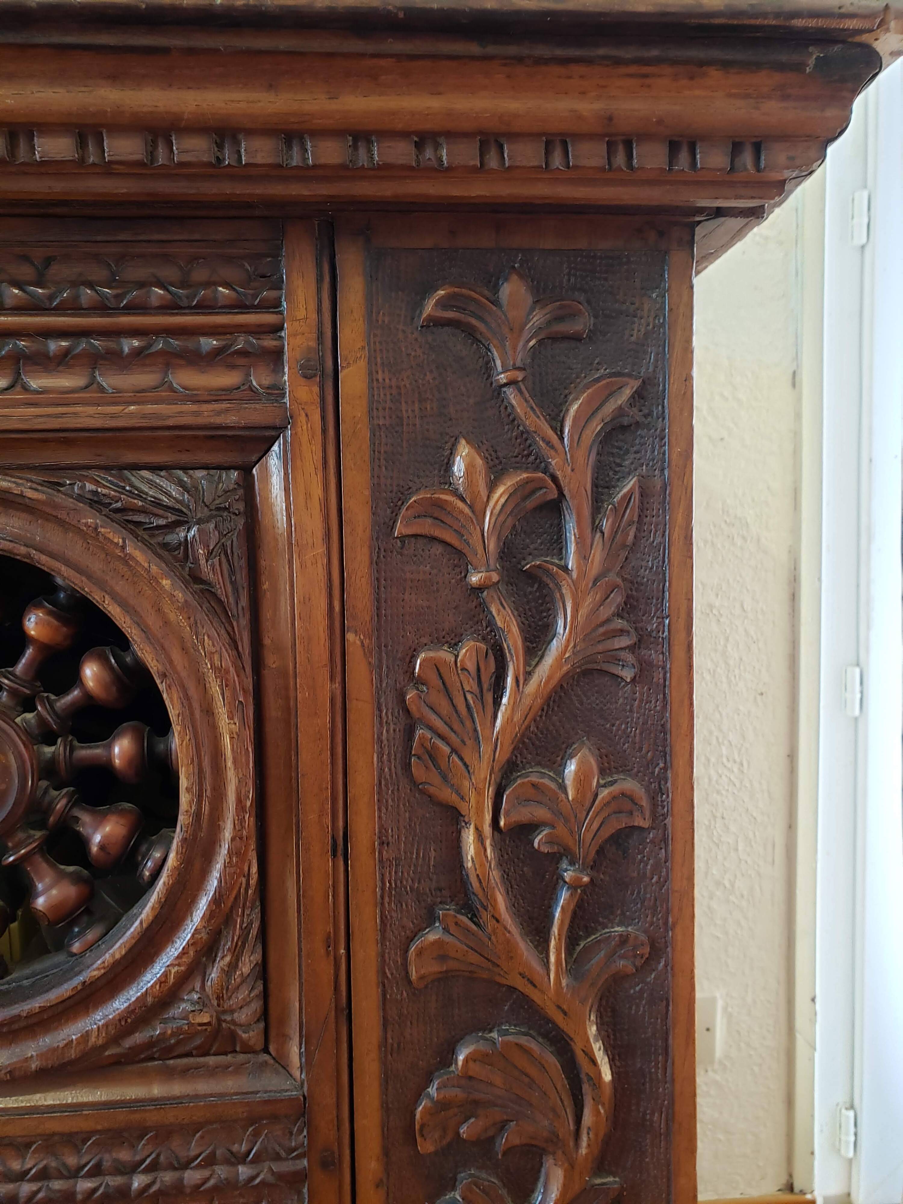 Bahut breton époque XVIII ème siecle