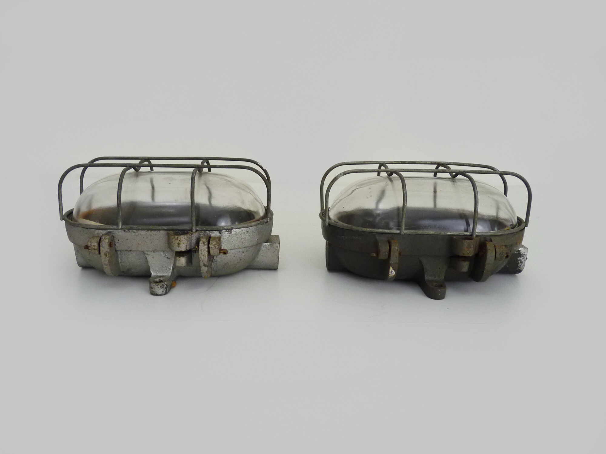 Pair of industrial sconces year 50/60