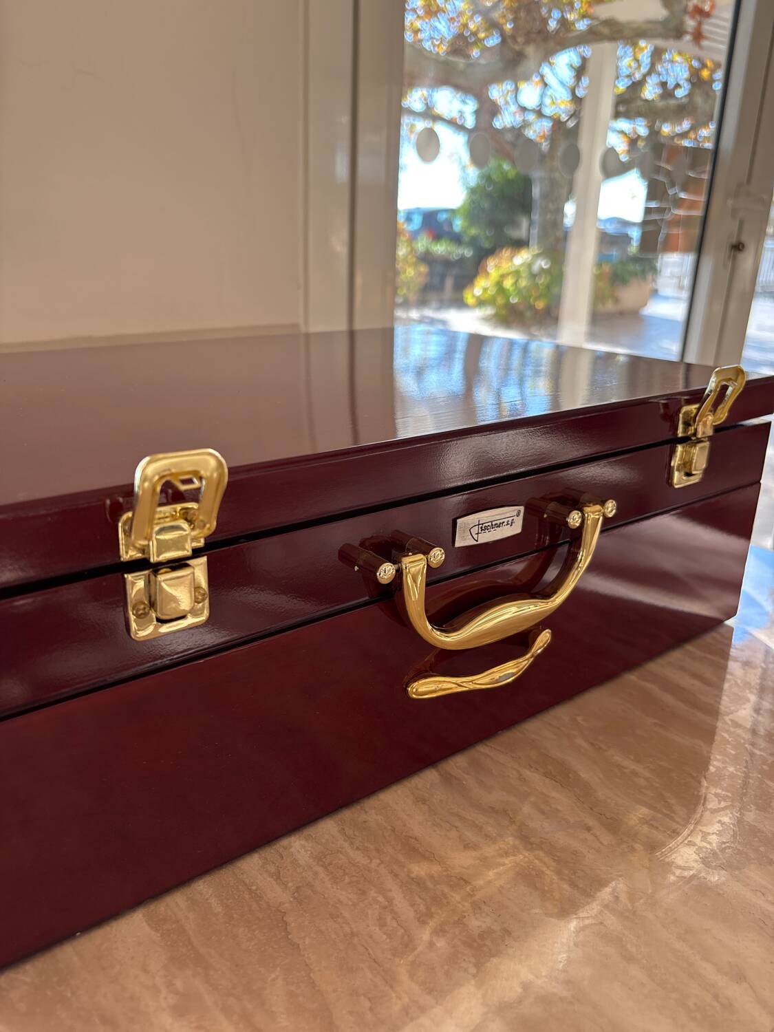 72-piece cutlery set