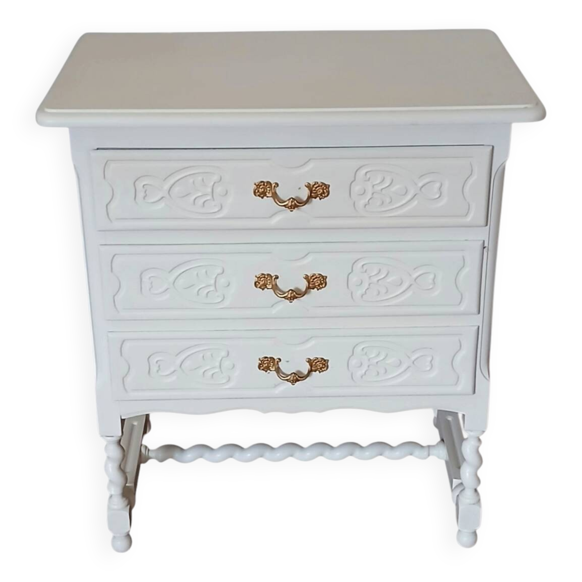 Vintage chest of drawers