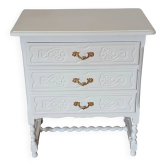 Vintage chest of drawers