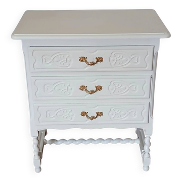 Vintage chest of drawers
