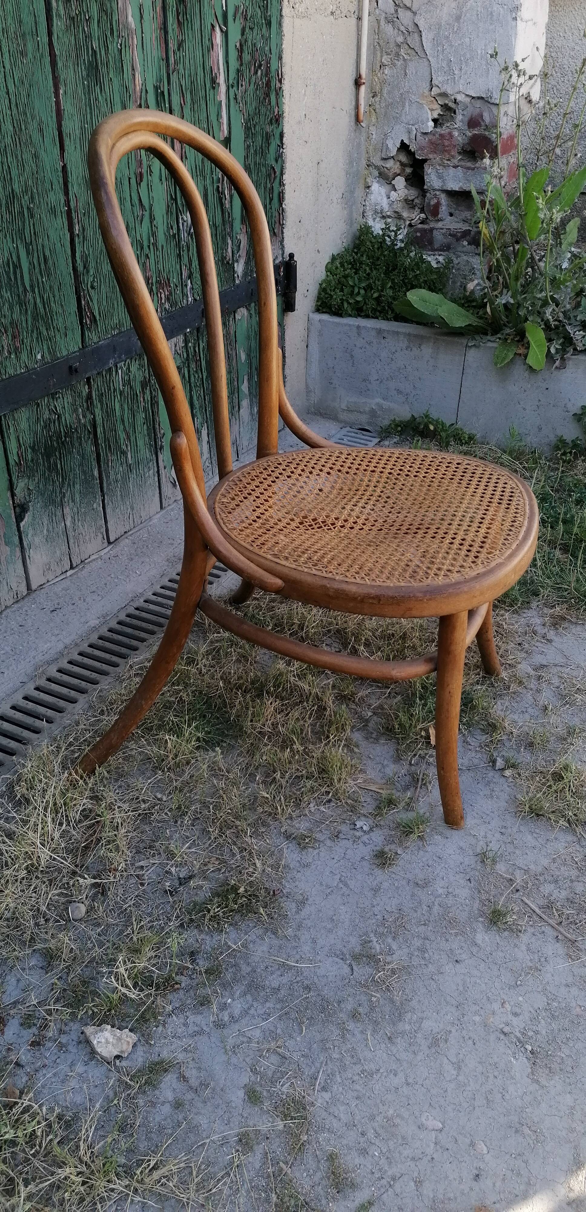 Fischel bistro chair, Austrian design 1900 curved wood and canning