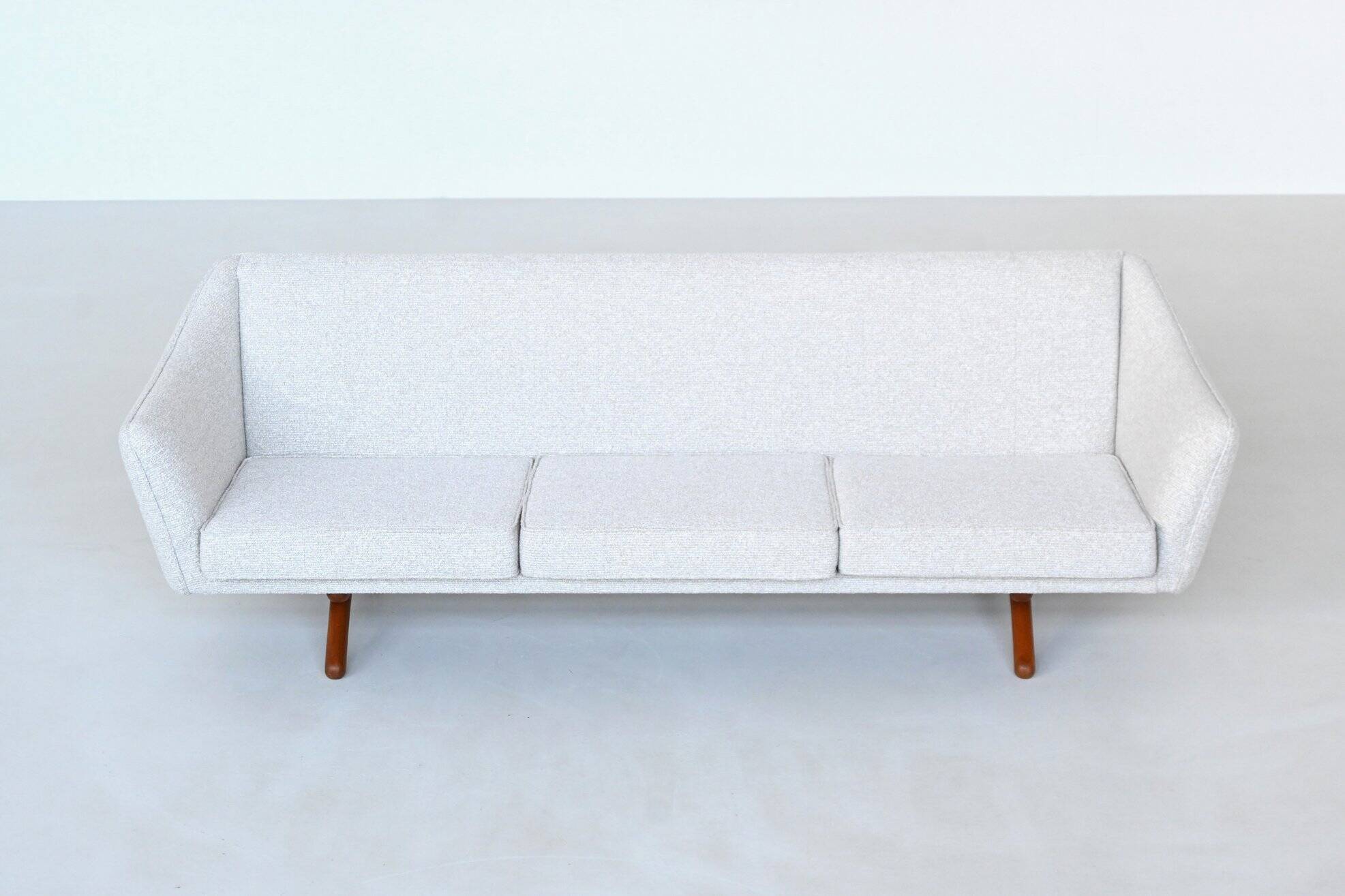 Illum Wikkelso model ML-140 three-seater sofa Laursen Denmark 1960