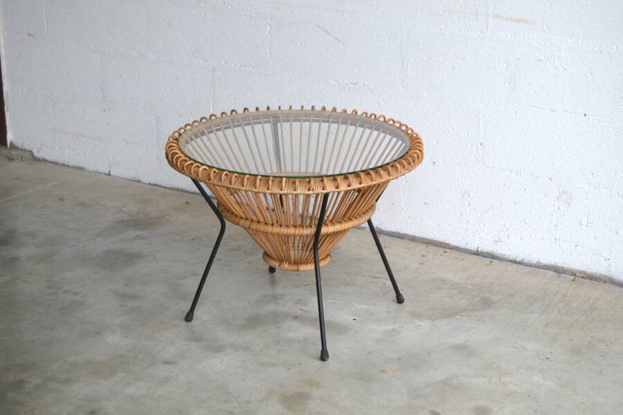 Italian rattan side table * D69 cm
