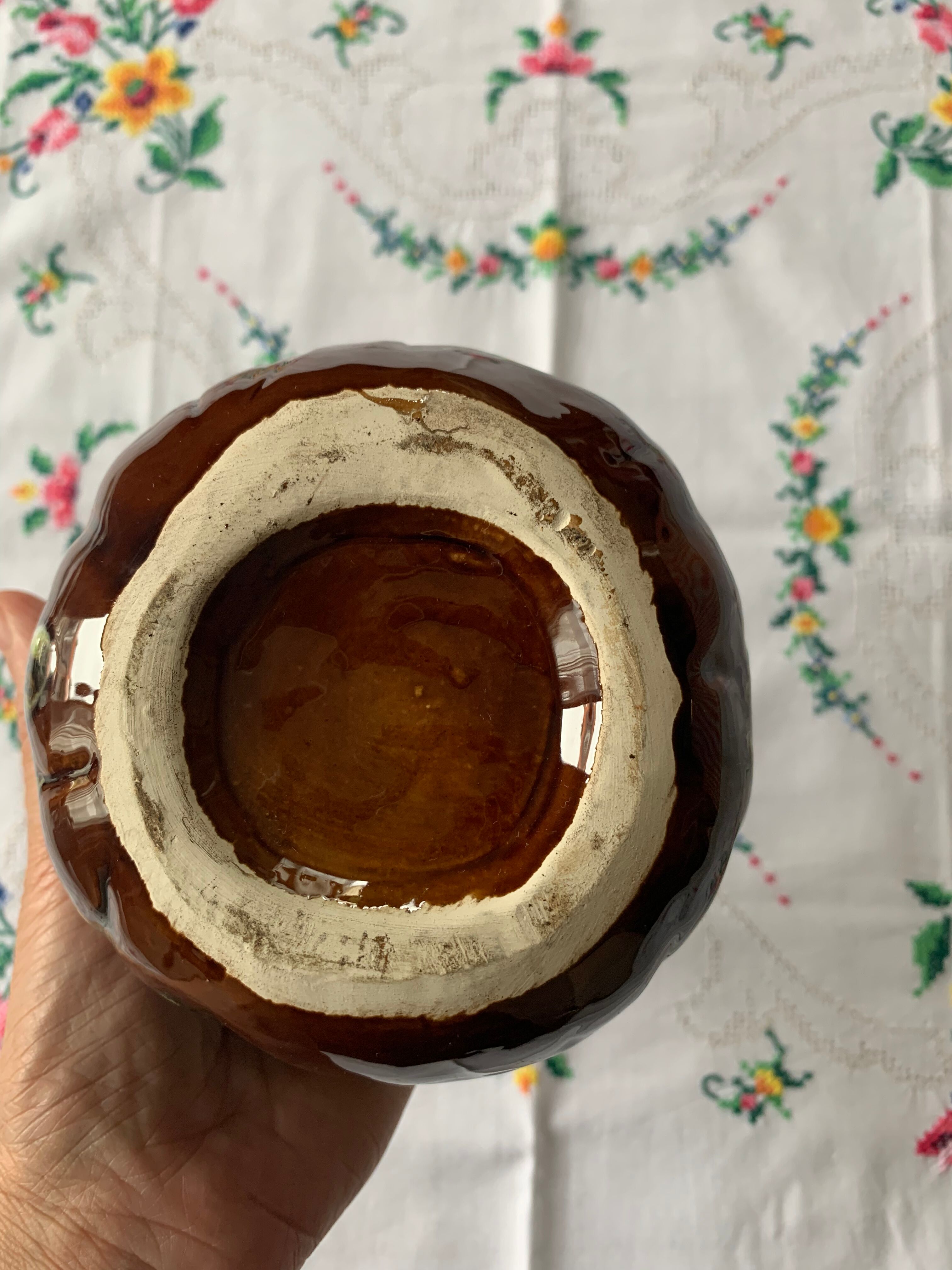 Hazelnut-shaped slurry pot