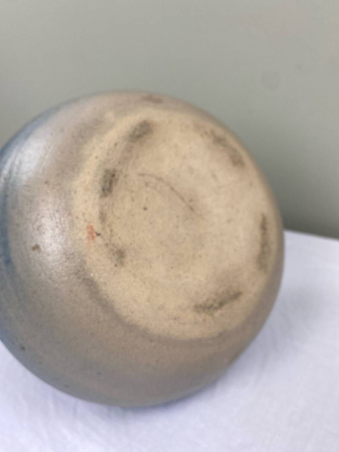 Vase boule en grès