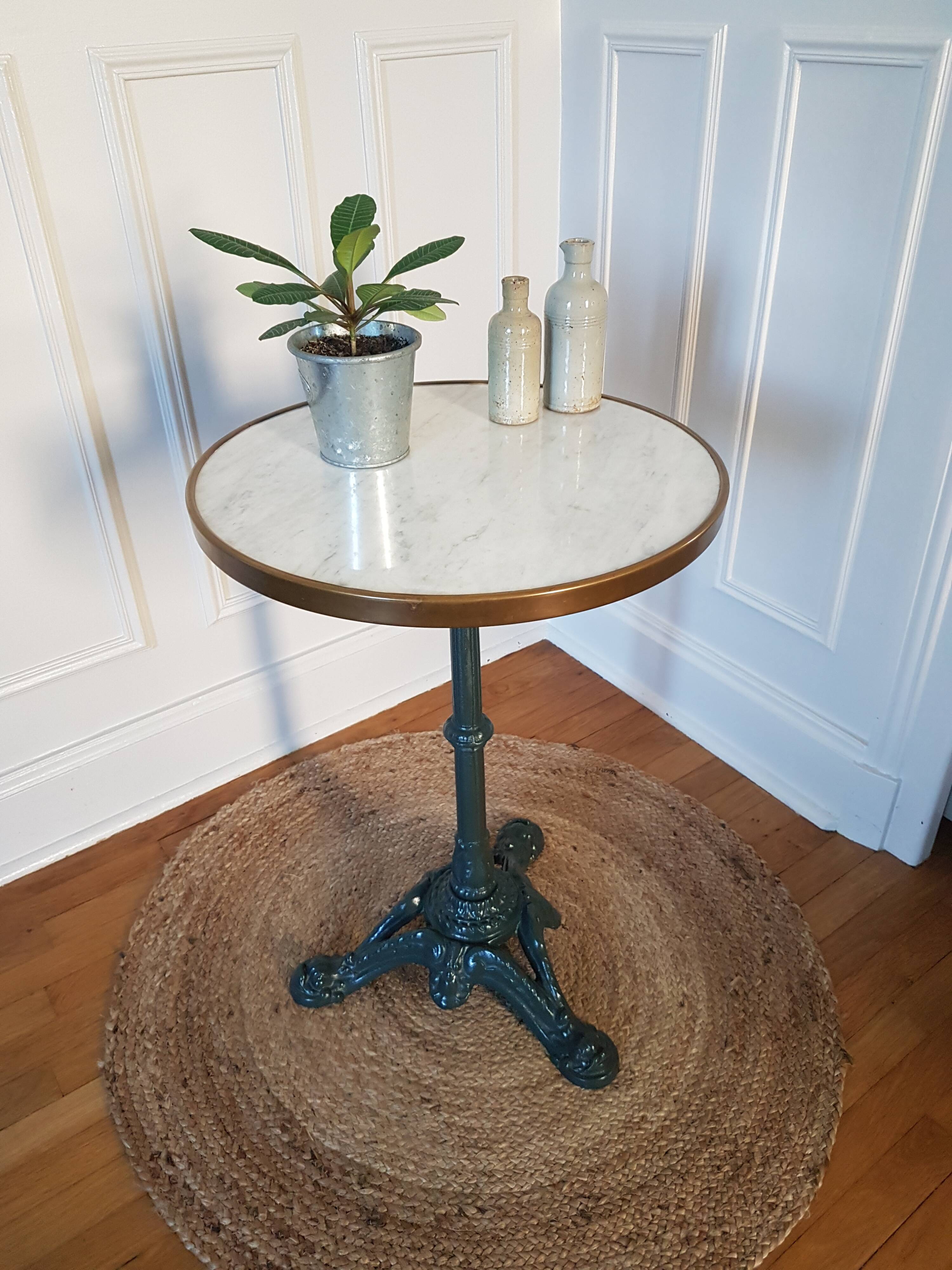 Table bistrot