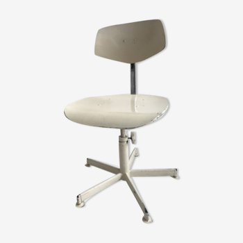 Cream white workshop chair