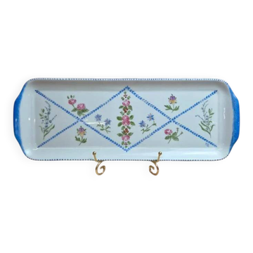 Large Limoges porcelain cake plate, hand-painted and signed – floral decoration.