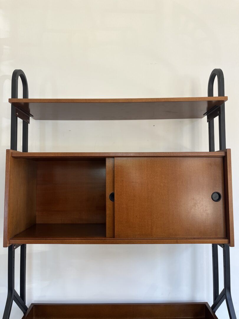 Freestanding wall unit with desk