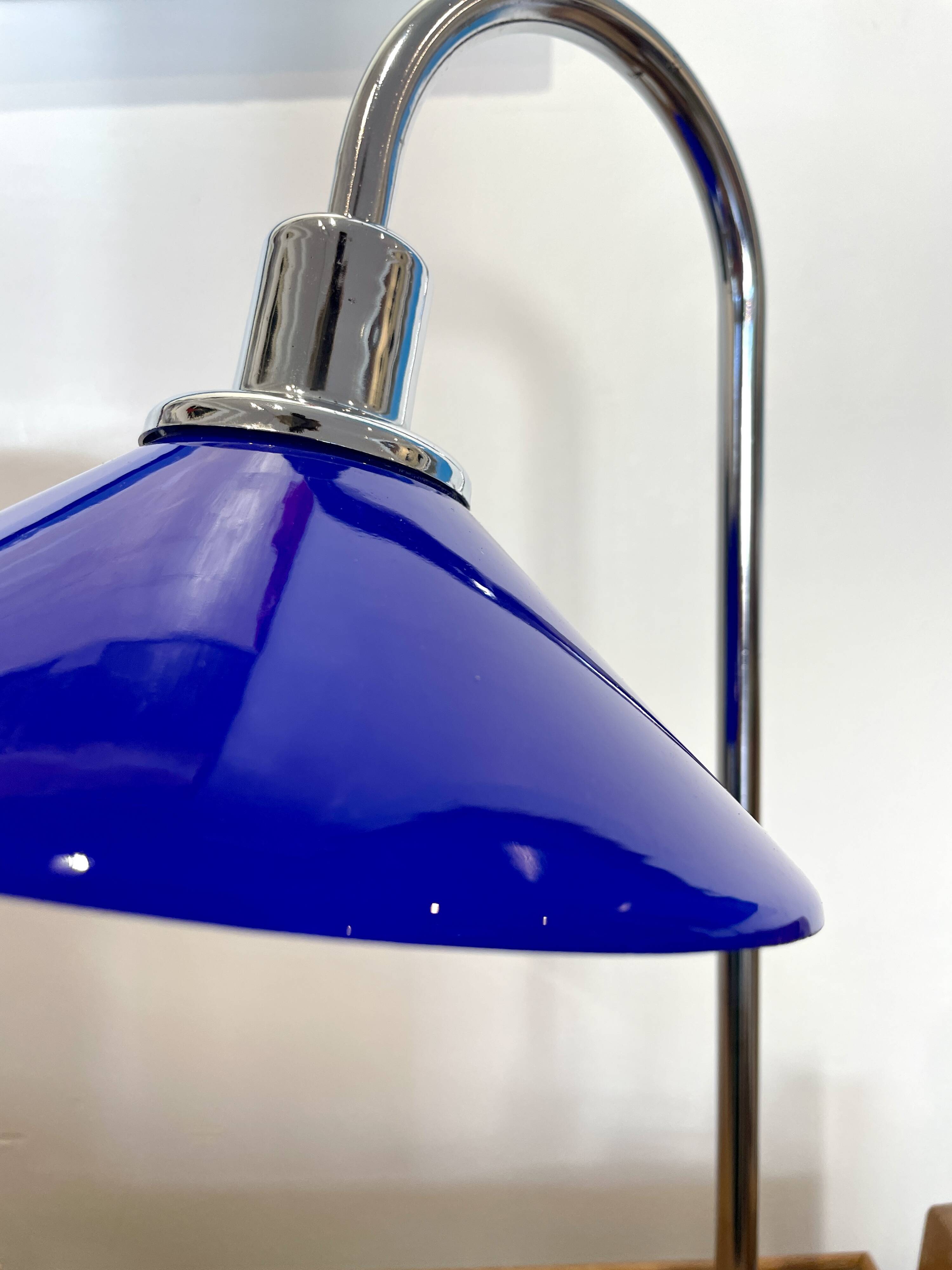 Blue opaline lamp with a marble base