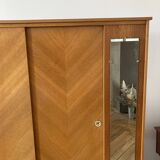 Wardrobe sliding doors compass feet