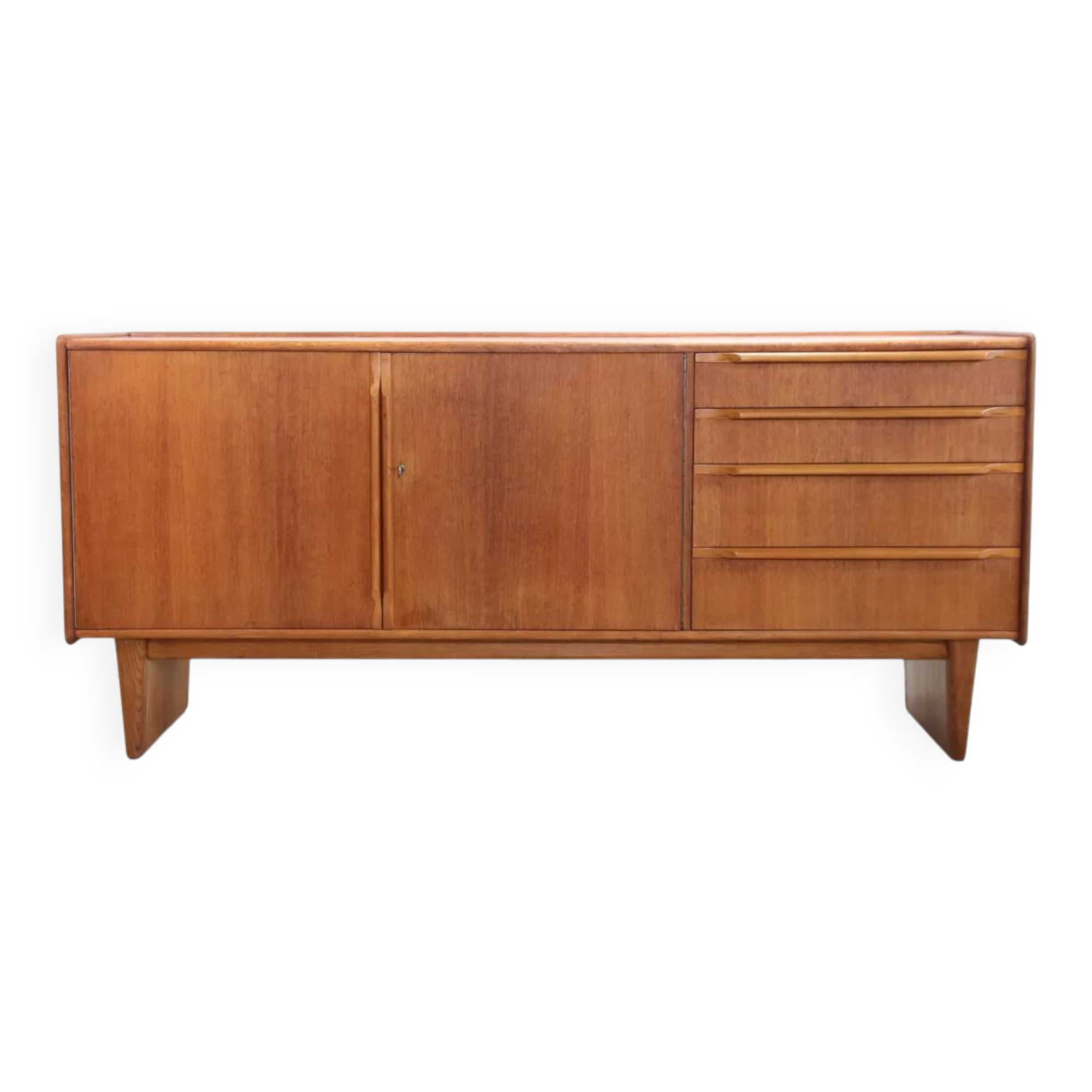 Oak DE02 sideboard by Cees Braakman for Pastoe 1950s