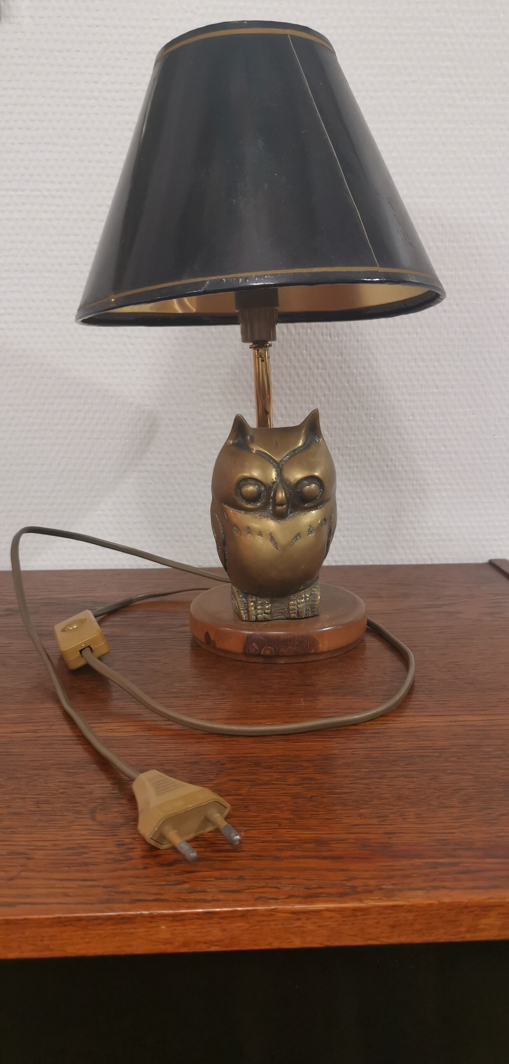 Owl lamp in brass of the 70s