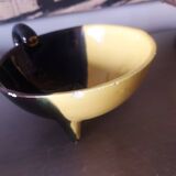 3 bowls, vintage Vallauris ceramic tripod cups