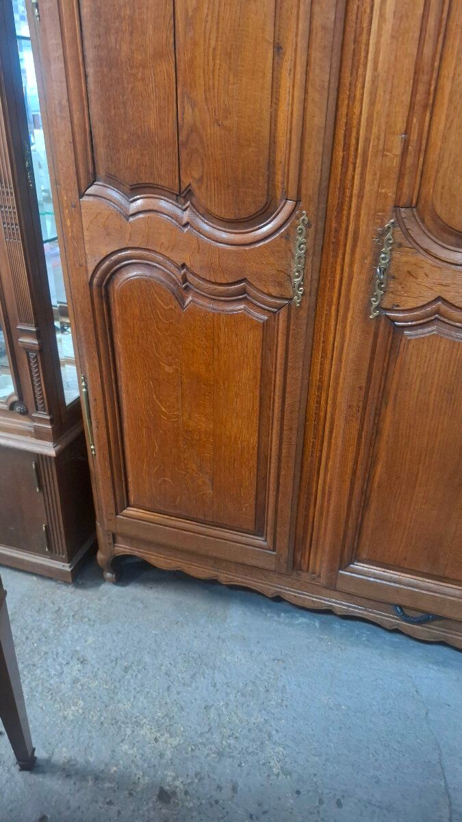Solid oak wardrobe 19th century
