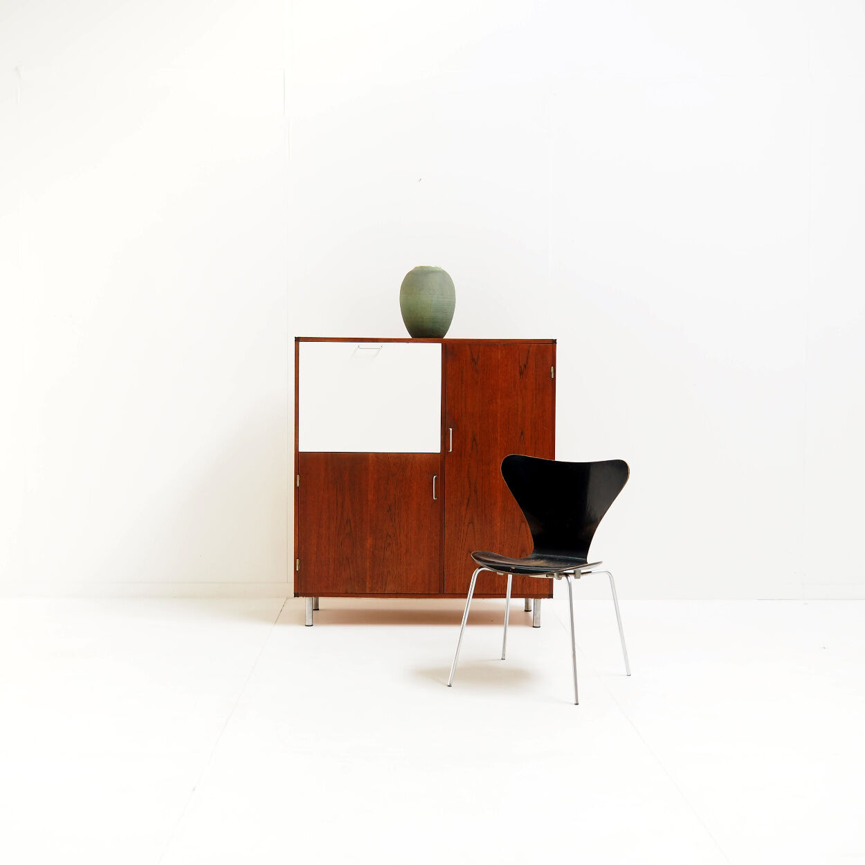 'Made to Measure' bar cabinet designed by Cees Braakman, Pastoe