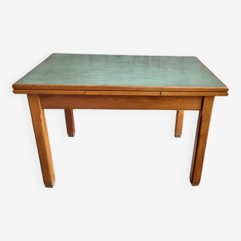 Mado Vintage Dining Table