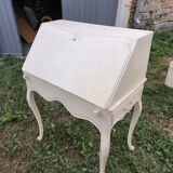 Curved scriban desk