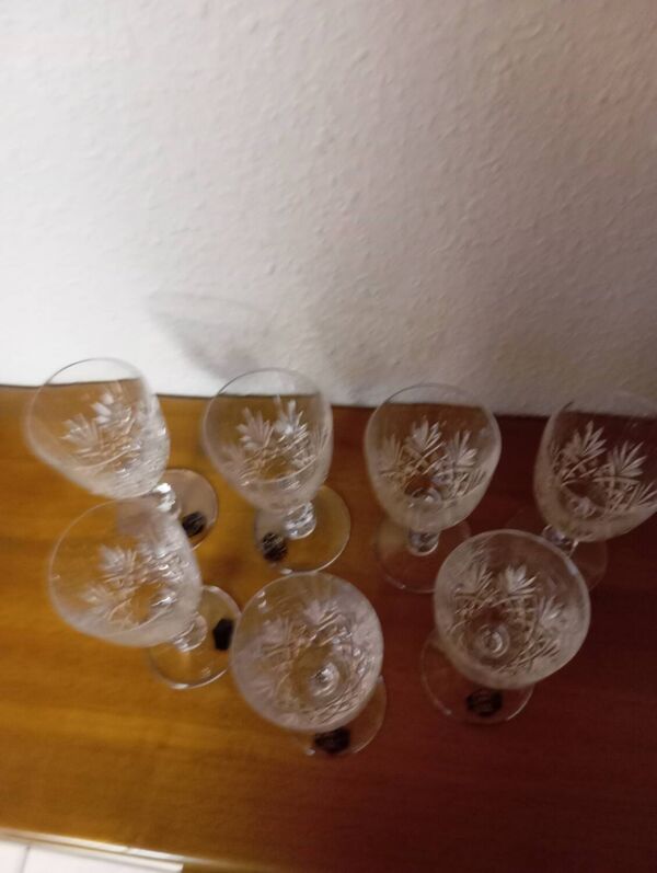 7 verres en cristal Saint Louis