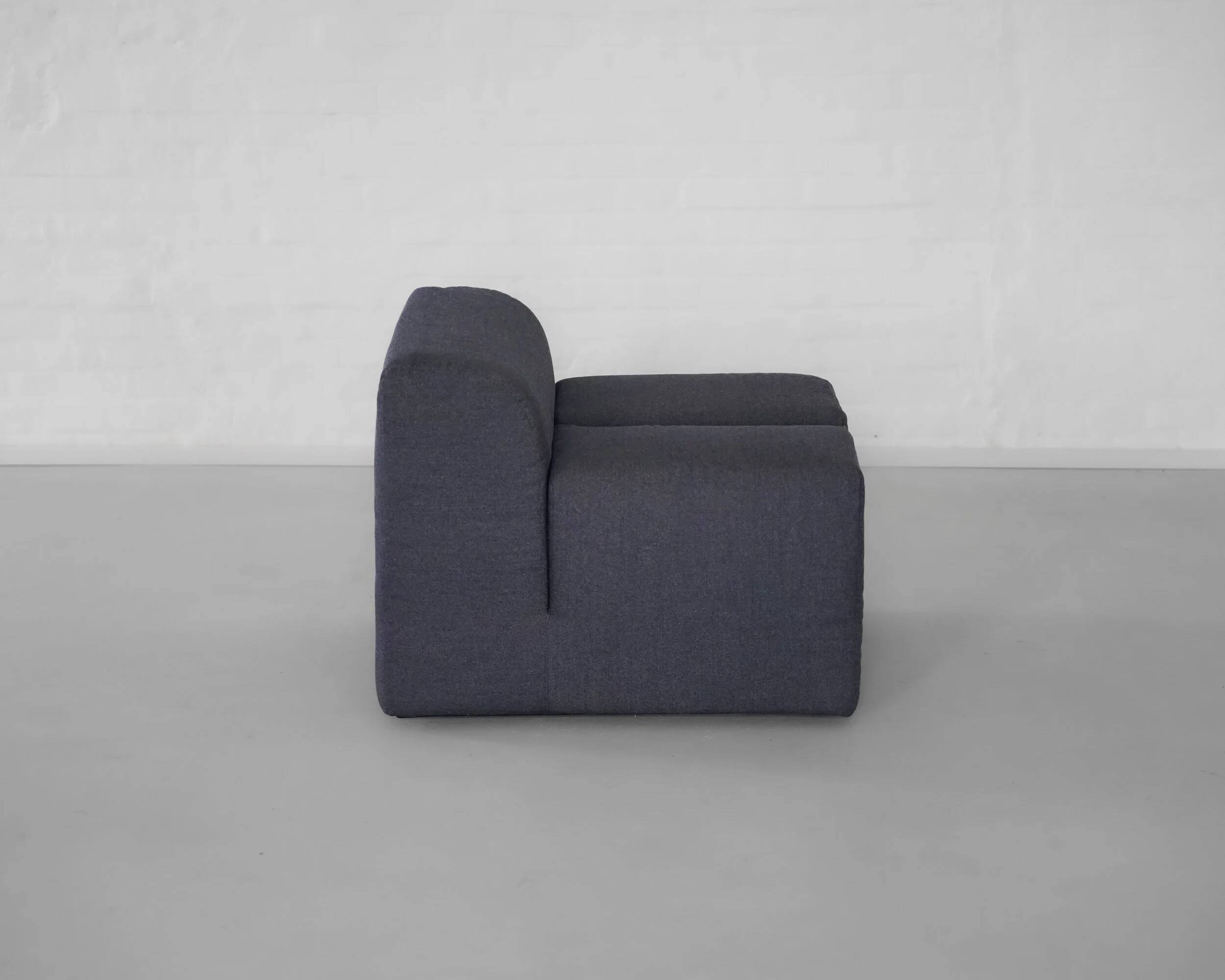 'Ipercubo 200' by Jonathan de Pas, D'Urbino, Lomazzi for Driade