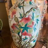 Chinese porcelain lamp with pomegranate decorations