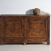 Pine buffet with two doors and scalloped panels – China, circa 1950