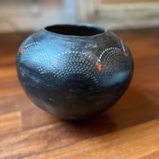 Zulu earthenware pottery - South Africa