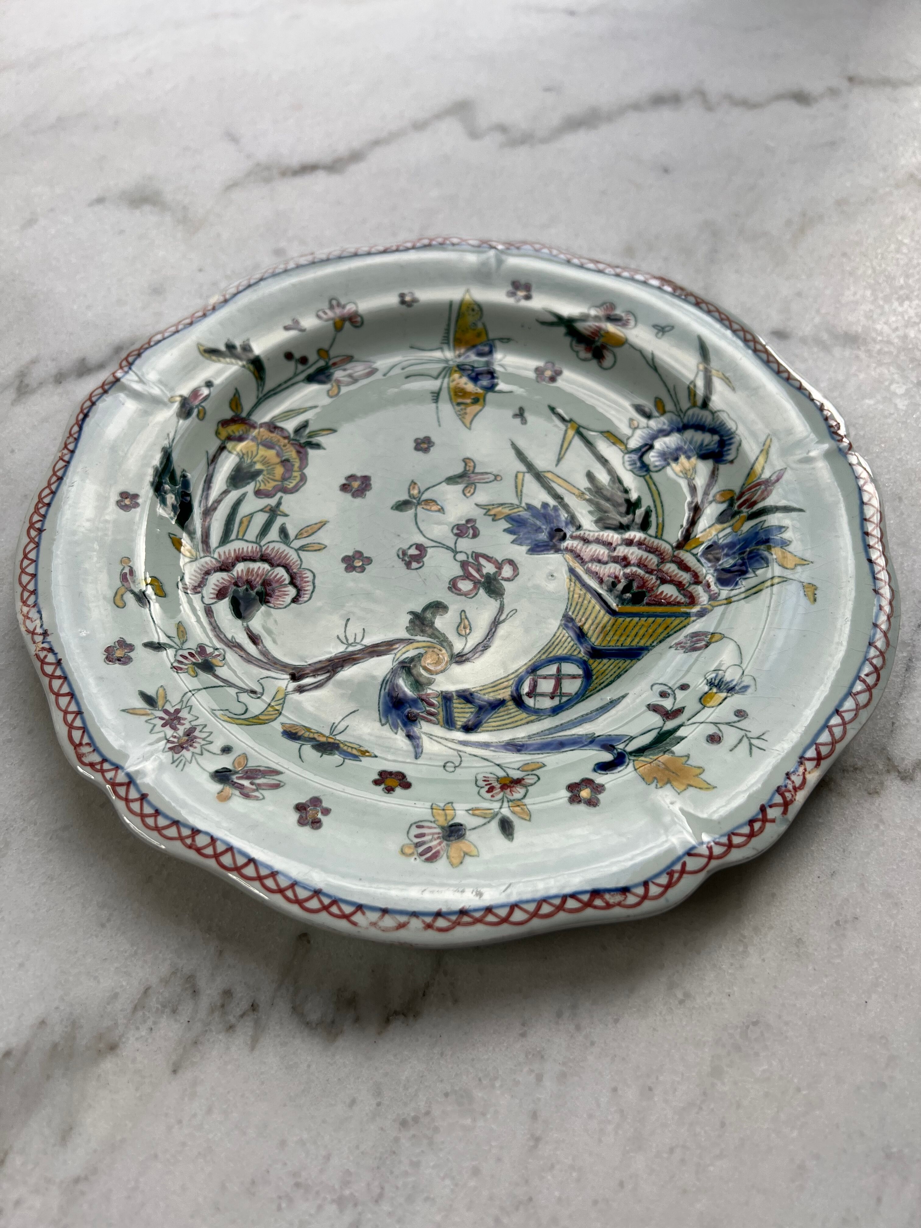 Plate Gien floral decoration