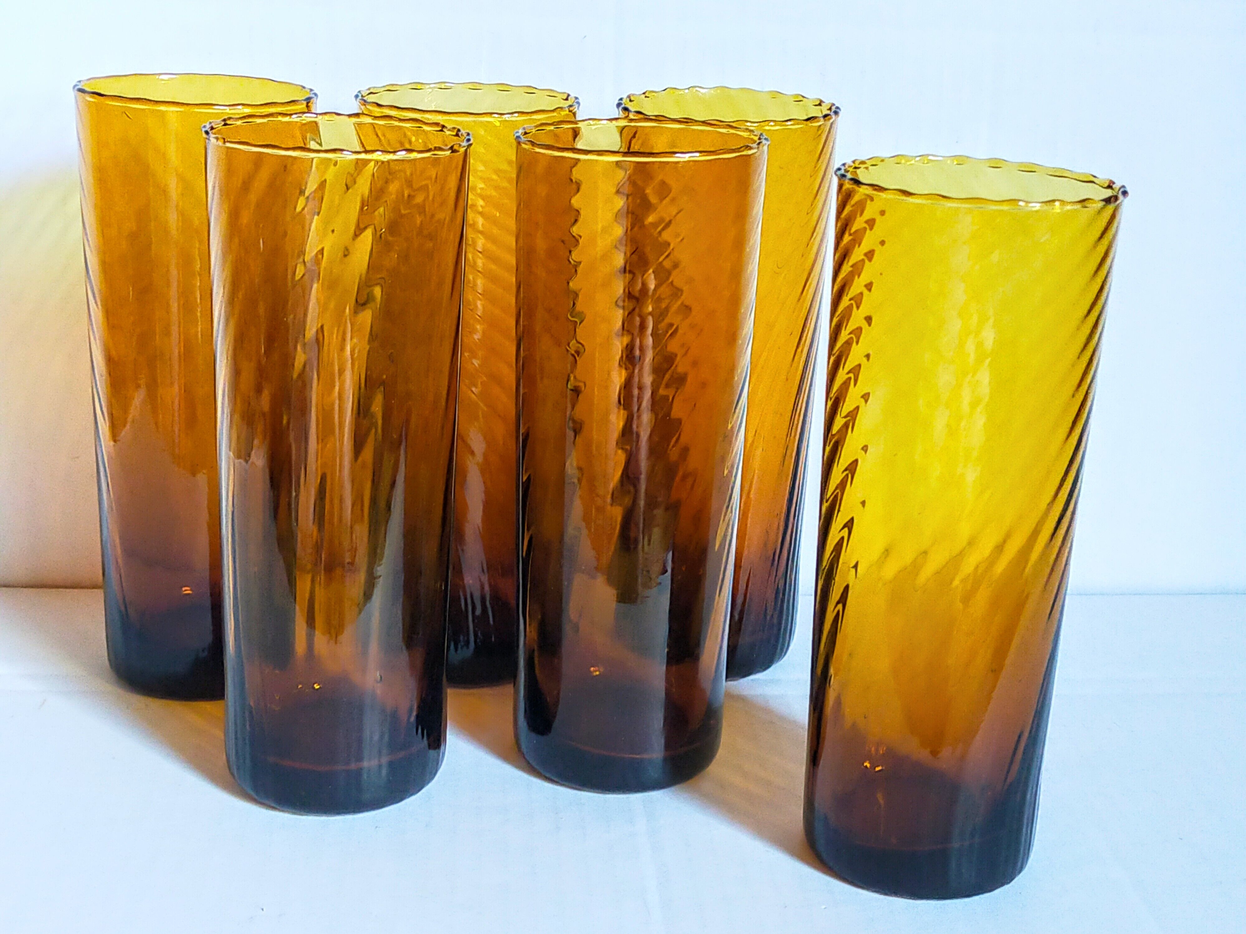 Lot de six verres en verre soufflé