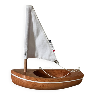 Tirot 200 basin sailboat, vintage toy.