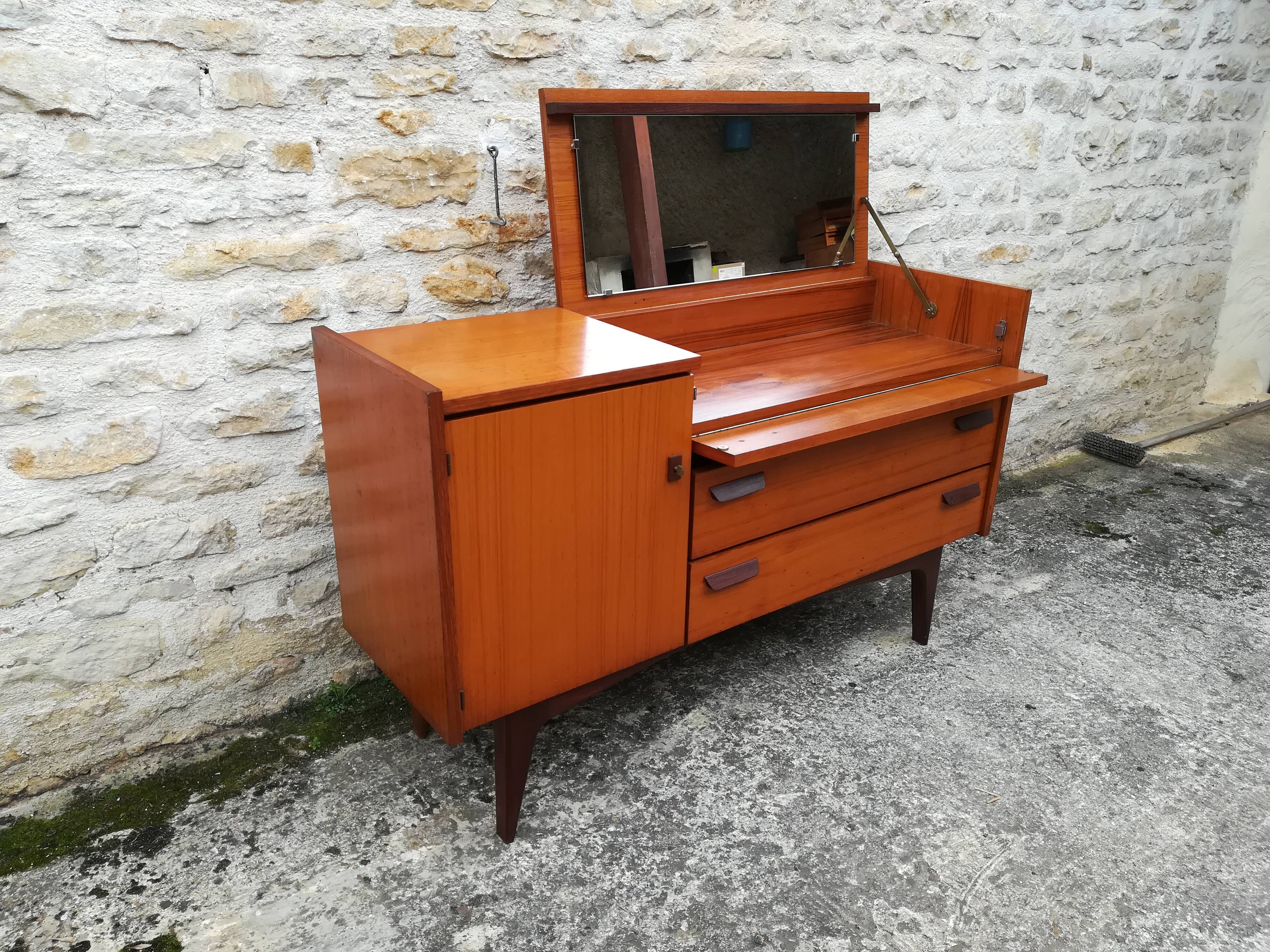 Coiffeuse scandinave en teck