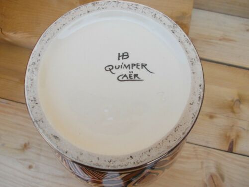 Former faience Henriot in Quimper vase signed Jean Caer