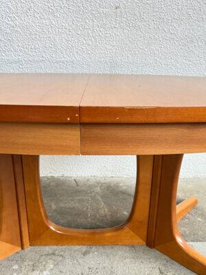 Baumann Oval Table