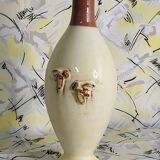Bee bottle