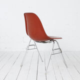 Side chair by Charles & Ray Eames for Herman Miller