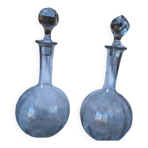 1 lot de 2 carafes à vin anciennes en cristal