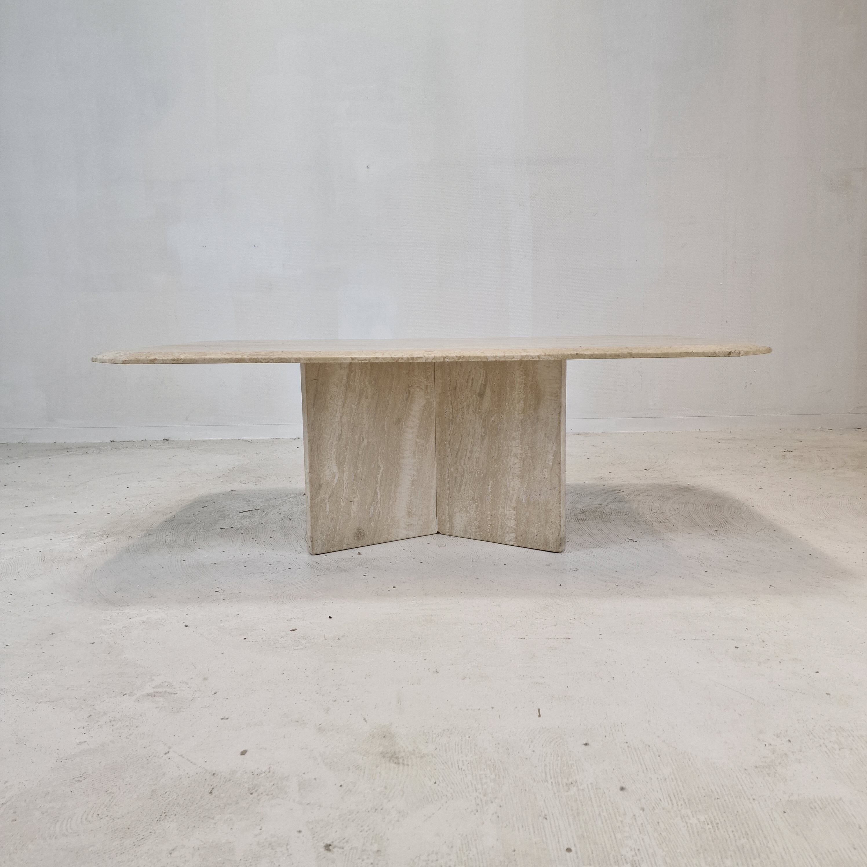 Italian Coffee Table in Travertine, 1980s