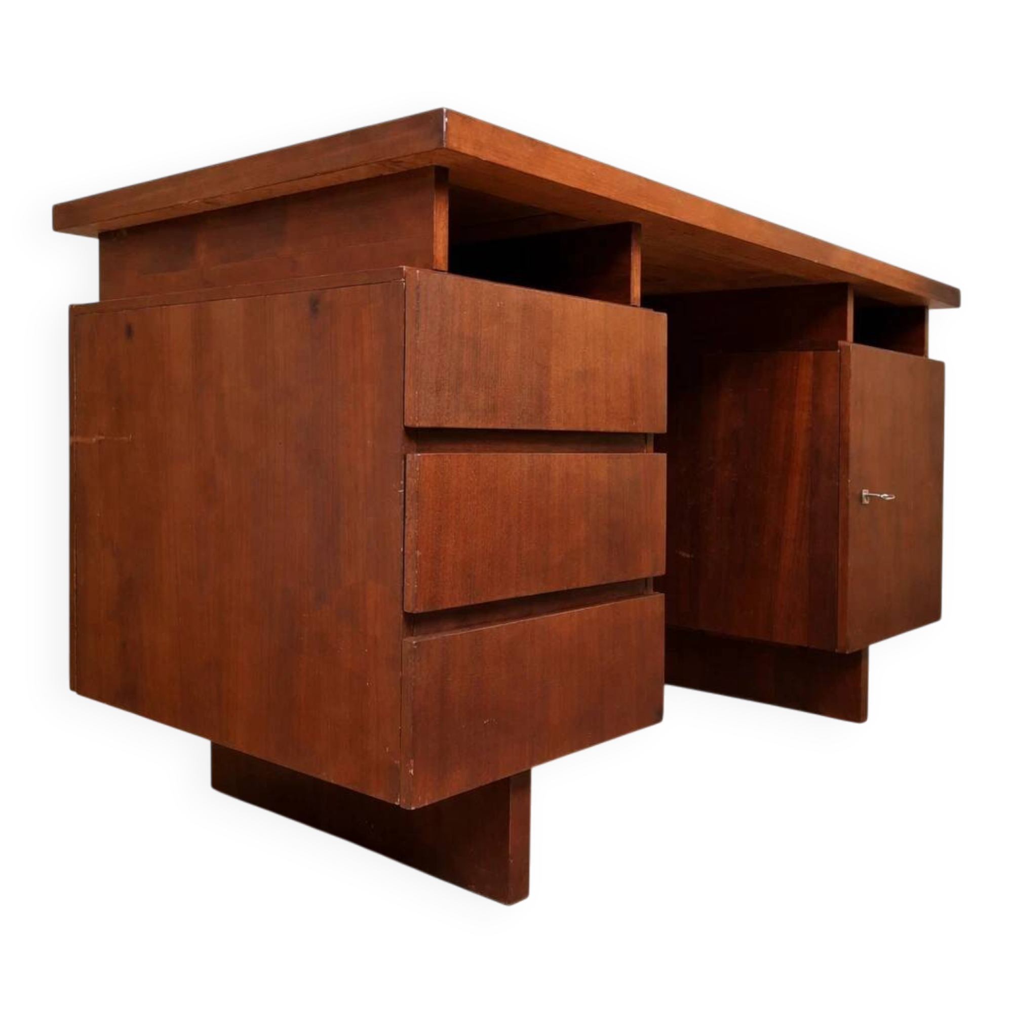 Bureau de centre a caissons, scandinave en teck, vers 1960-1970