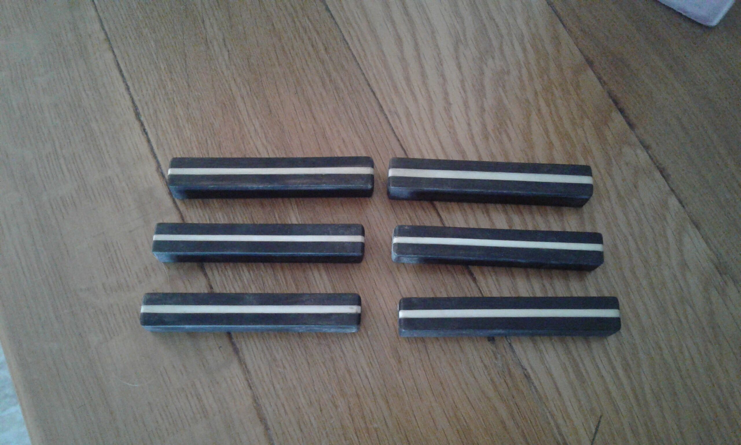 6 Ebony knife carriers and inlay noble material