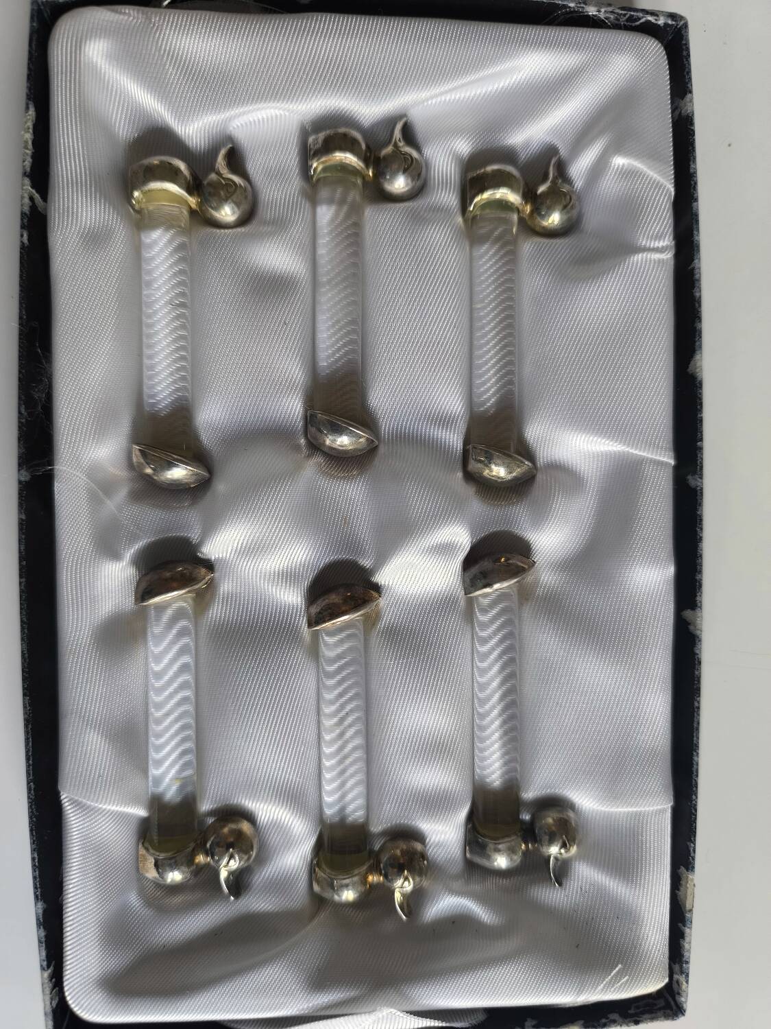 Set of 6 silver metal and crystal knife rests