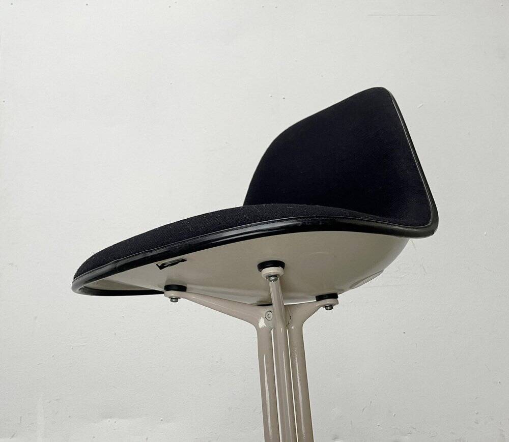 Chaise La Fonda par Charles & Ray Eames pour Herman Miller, années 1960